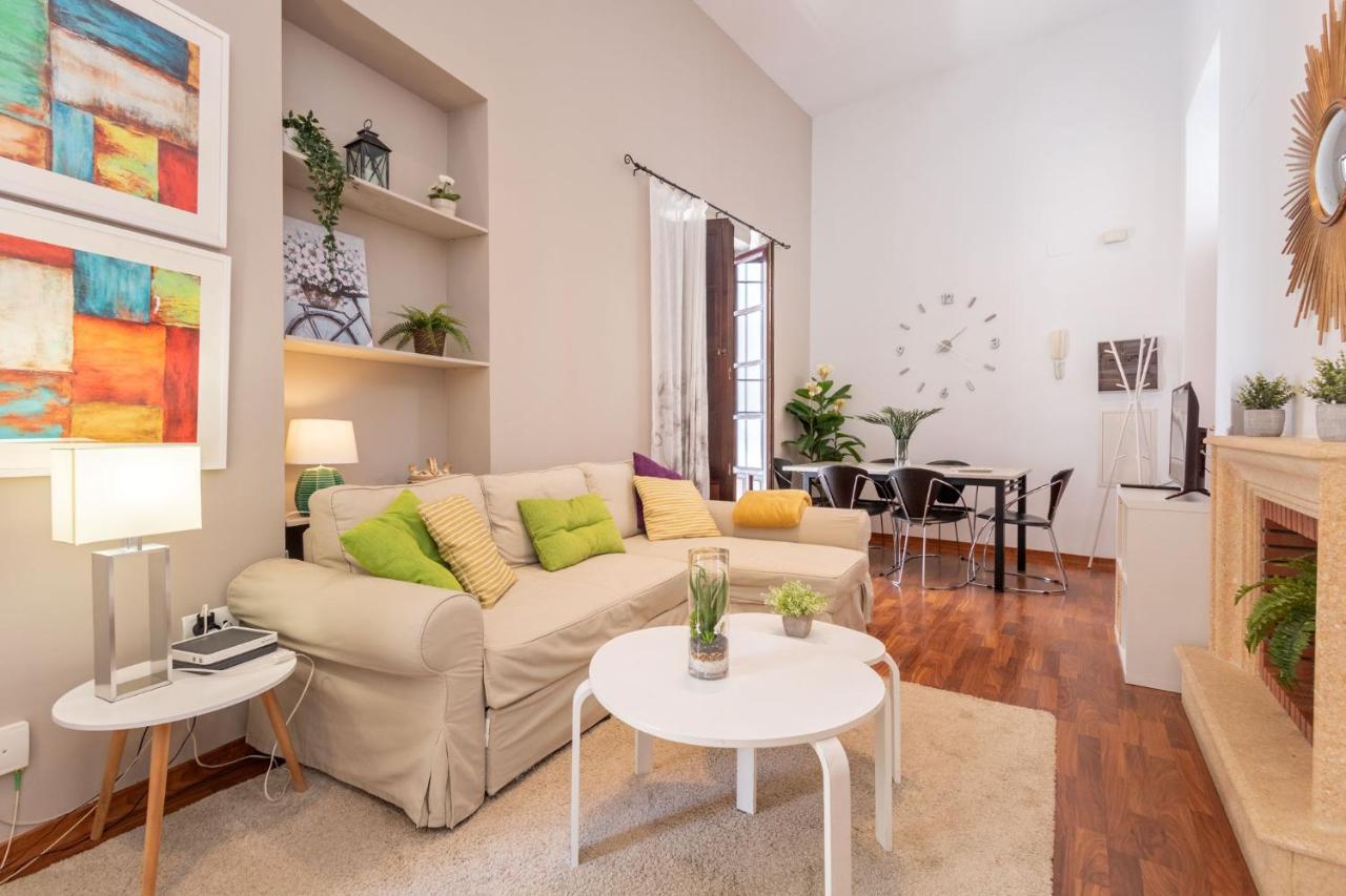 דירות סביליה Abades Giralda Deluxe By Valcambre מראה חיצוני תמונה