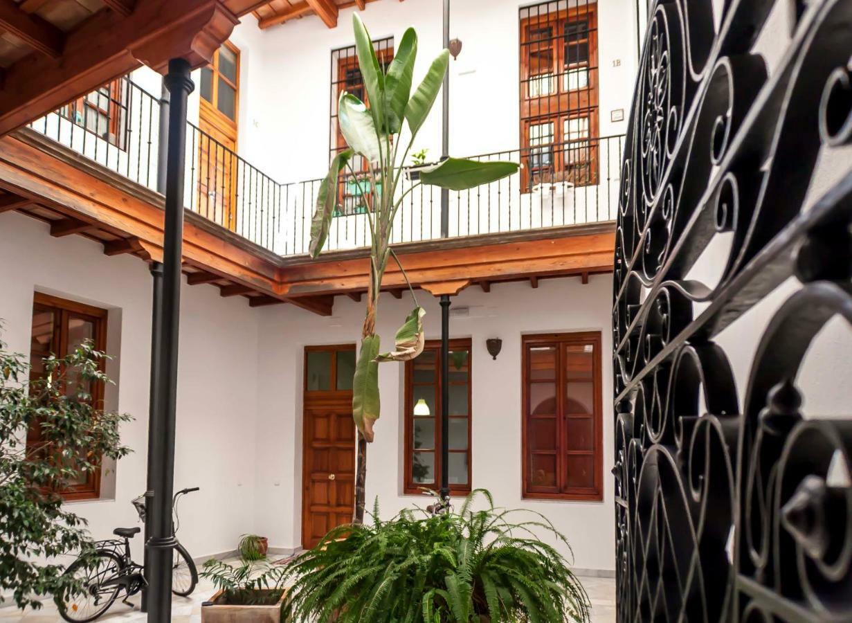 דירות סביליה Abades Giralda Deluxe By Valcambre מראה חיצוני תמונה